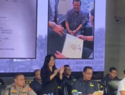 Bareskrim Ungkap Foto Ijazah Asli Jokowi Saat Kuliah UGM