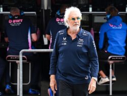 Briatore Merasa Tidak Nyaman dengan Pertanyaan tentang Mick Schumacher