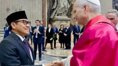 Exploring the Meaning of Friendship and Humanitarian Commitment