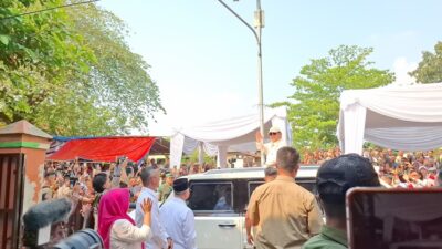 Prabowo Naik Maung Hadiri Hardiknas di SDN Cimahpar 5 Bogor