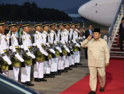 Prabowo Disambut Pasukan Jajar Kehormatan di Malaysia