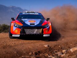 Ott Tanak Patahkan Dominasi Toyota di WRC Acropolis