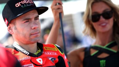 Bautista Menolak Pensiun, Kontrak Tak Diperpanjang