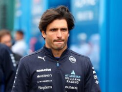 Vowles Minta Maaf pada Sainz atas Pitstop Buruk di F1 GP Belgia