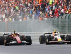 Strategi Ferrari Dalam Mengangkat Hamilton ke 10 Besar