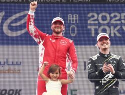 Moment Emosional Oliver Rowland bersama Putri Tercinta
