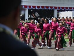 Spektakuler: Tari Tradisional Bergoyang Bersama Prabowo di Istana