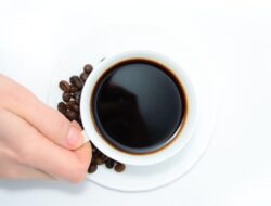 5 Manfaat Kopi untuk Kesehatan Mental: Fokus hingga Daya Ingat