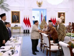 Prabowo dan Lukman Hakim: Aktivis yang Ditangkap saat Demo Harus Dibebaskan