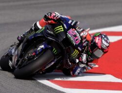Quartararo Impresif dalam Debut V4 di Tes Barcelona