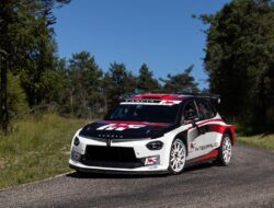 Lancia Mengumumkan Mobil Ypsilon Rally2 Baru